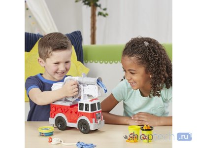 Масса для лепки Play-Doh Пожарная машина (E6103)